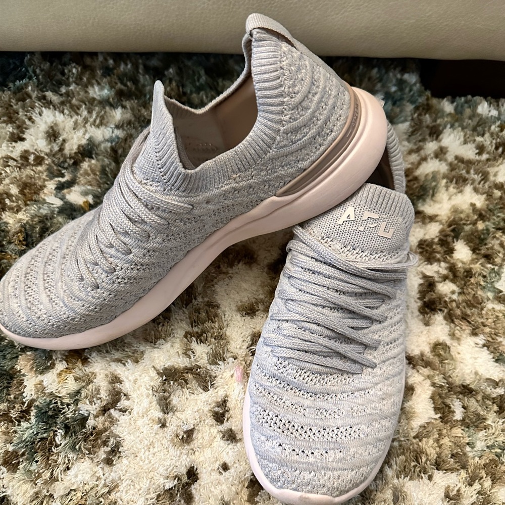 Techloom Wave Sneaker View 5